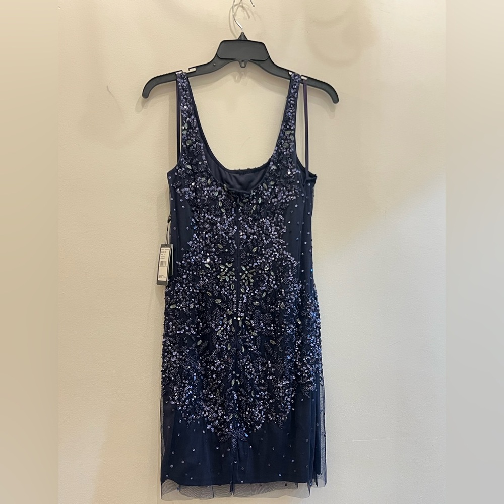 Adrianna Papell Scoop neck sequin sheath cocktail dress - Picture 6 of 14